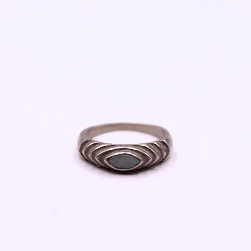 Renio anillo elfo opalo